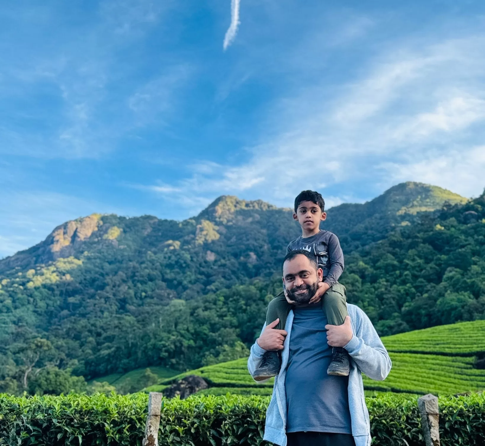 Munnar Athirappilly Tours