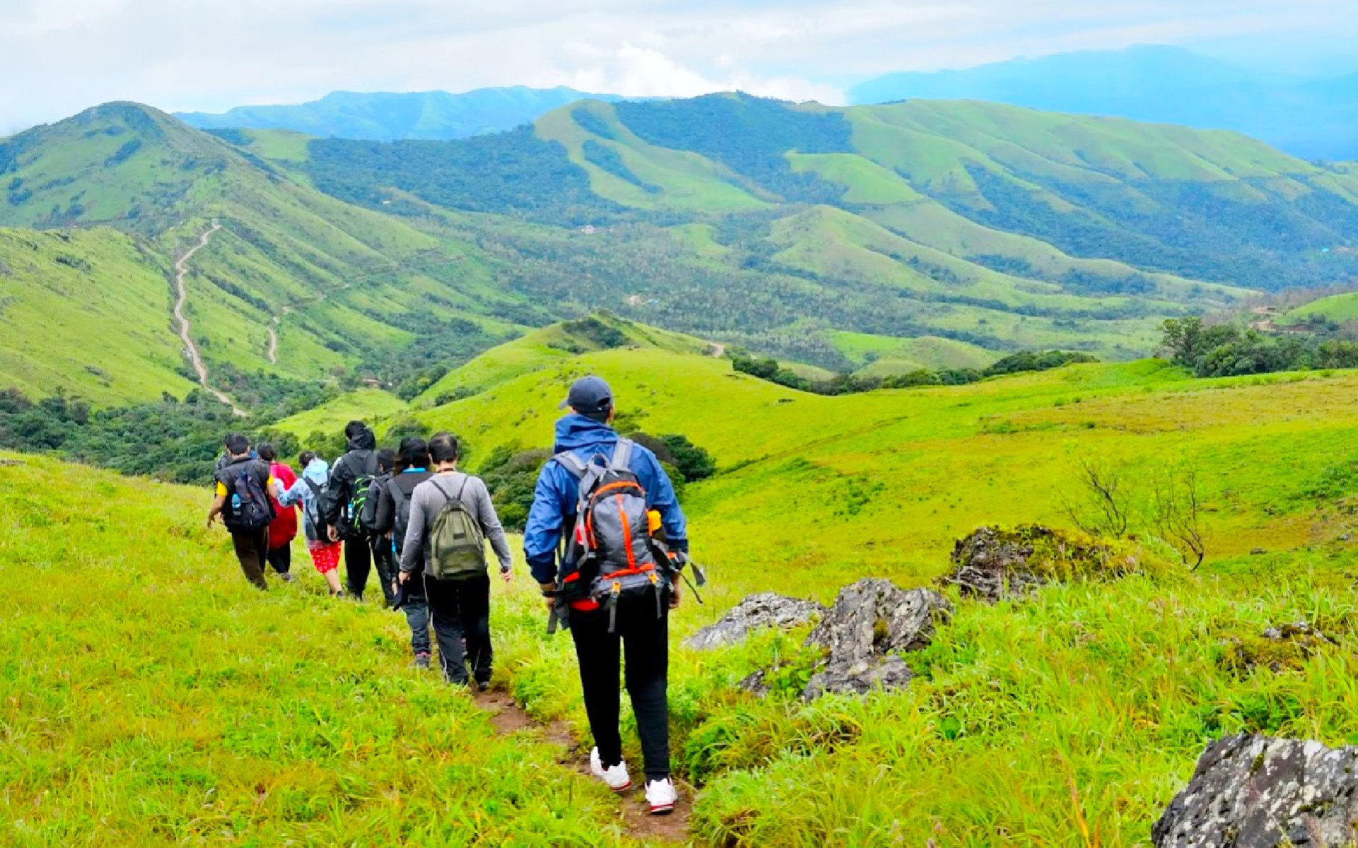 Mullayanagiri Trek