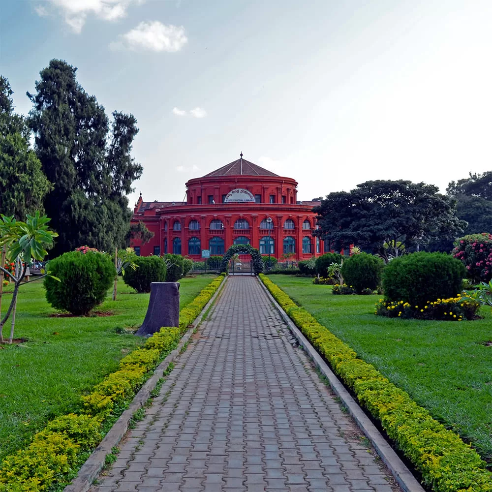 Experience Cubbon Park