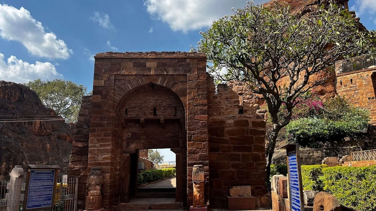 Explore Archaeological Museum