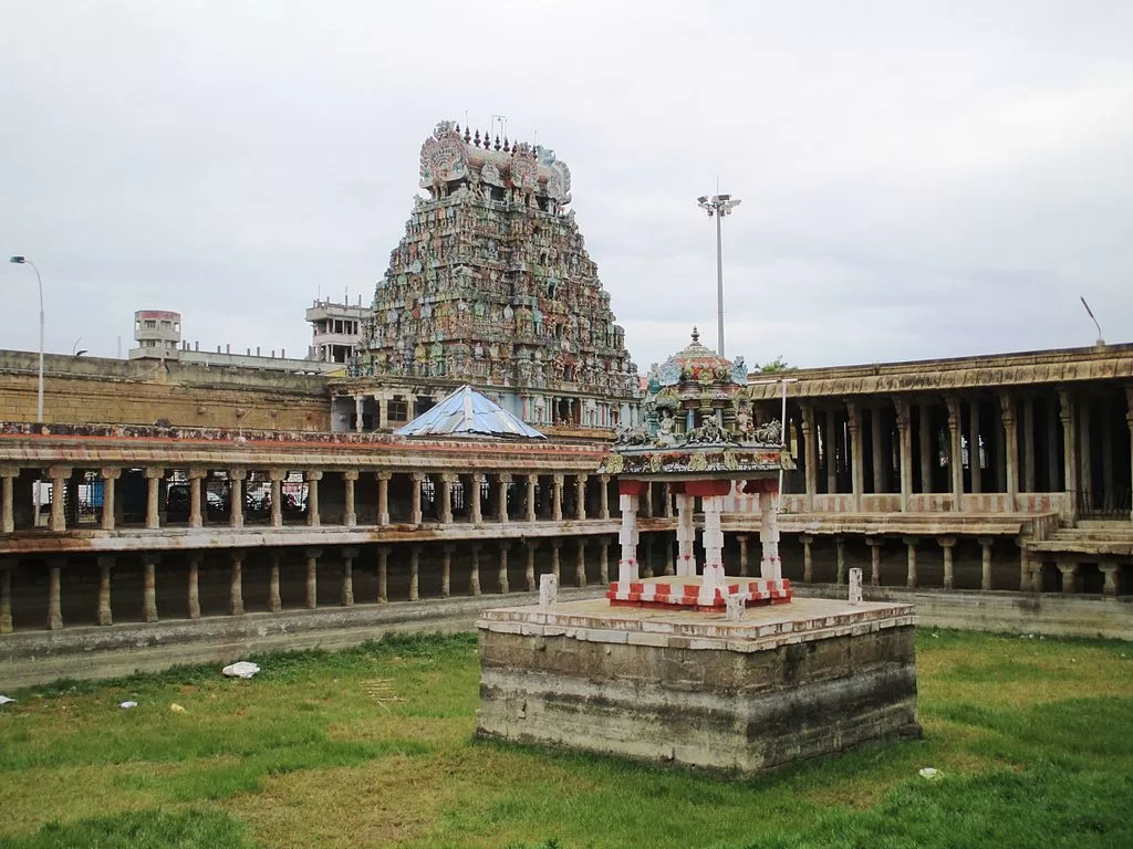 Explore Jambukeswarar Temple