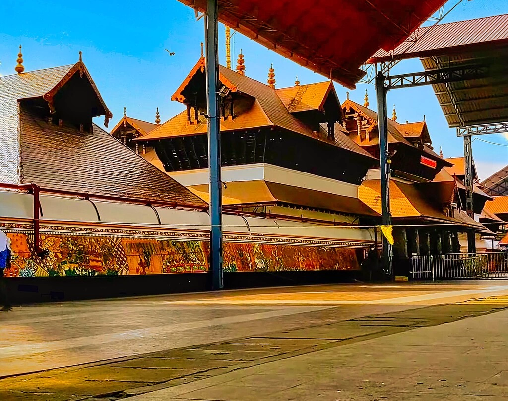 Guruvayoor Sri Krishna Temple