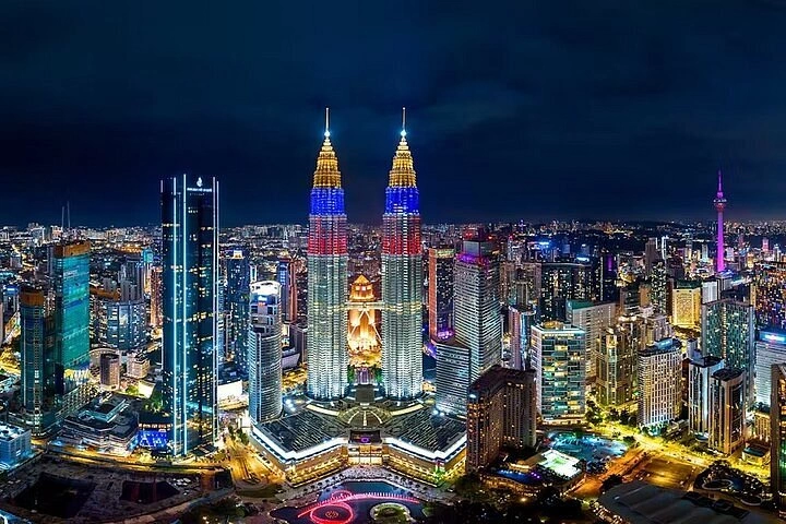 Enjoy a Kuala Lumpur Night View