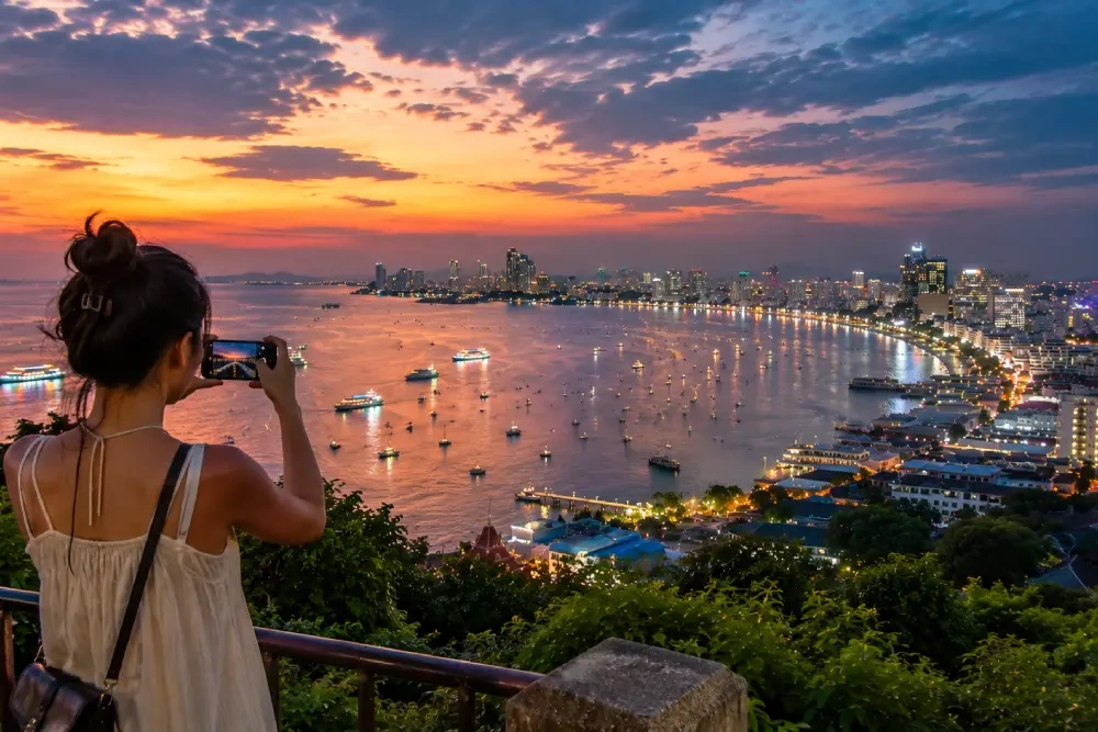 Enjoy a Scenic View from Pattaya Viewpoint