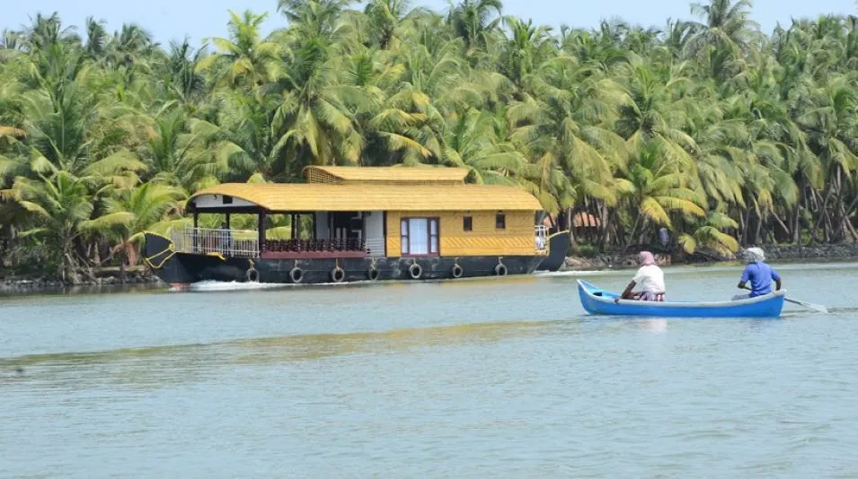 Kavvayi Backwater Cruise