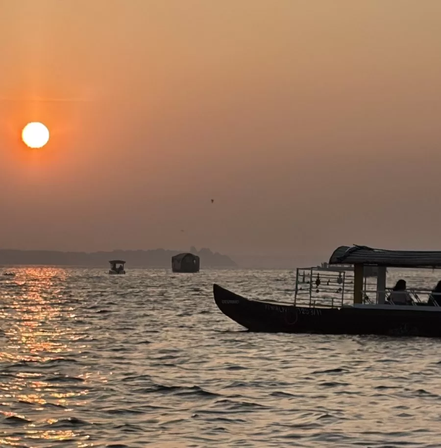 Vembanad Lake Sunset