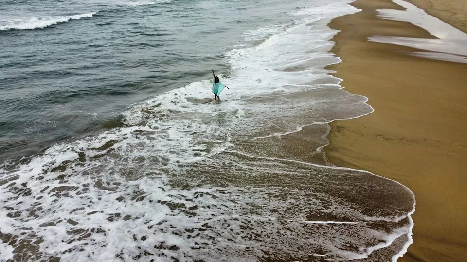 Relax at Promenade Beach