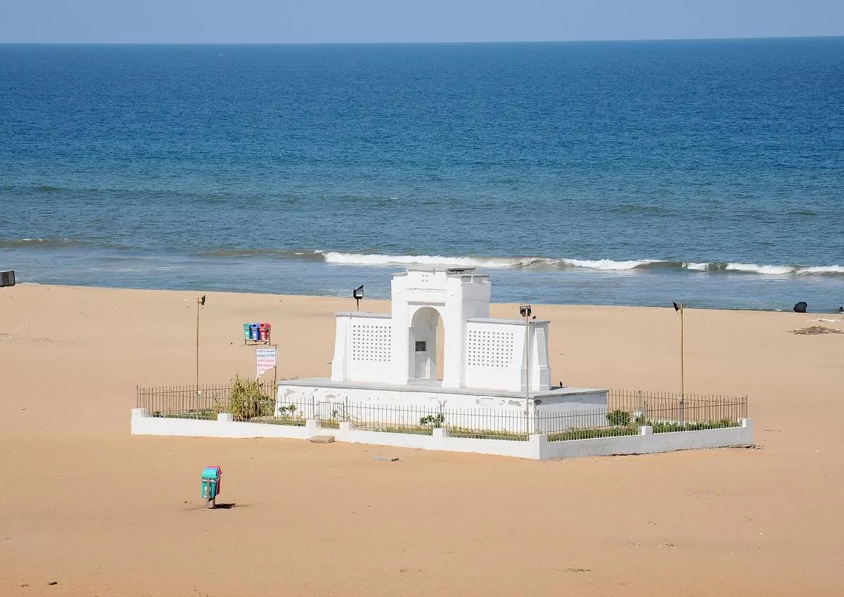 Relax at Tamil Nadu Beaches