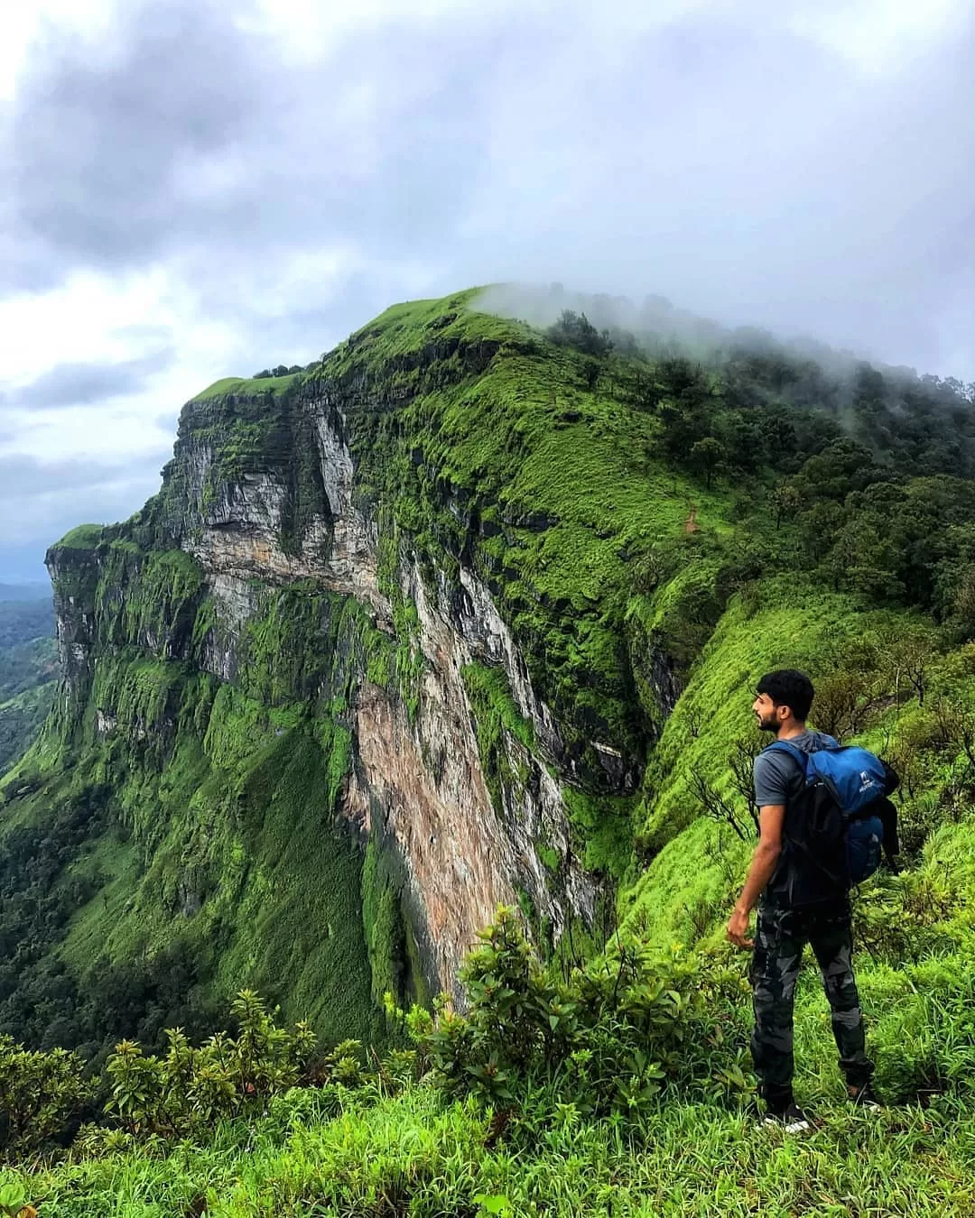 Enjoy Chikmagalur Hill Stations