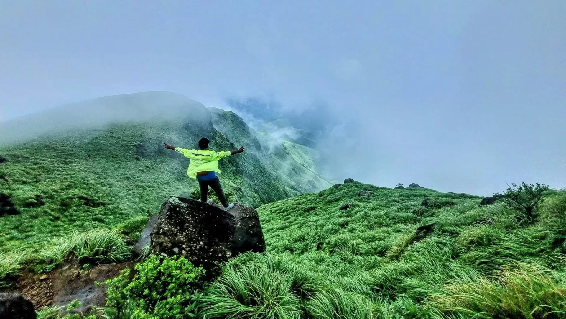 Munnar Thekkady Tour Package 4 Days