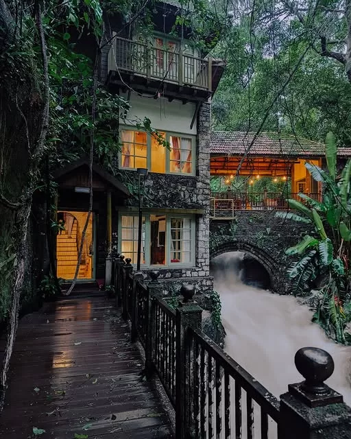 Luxury Kerala Honeymoon Package