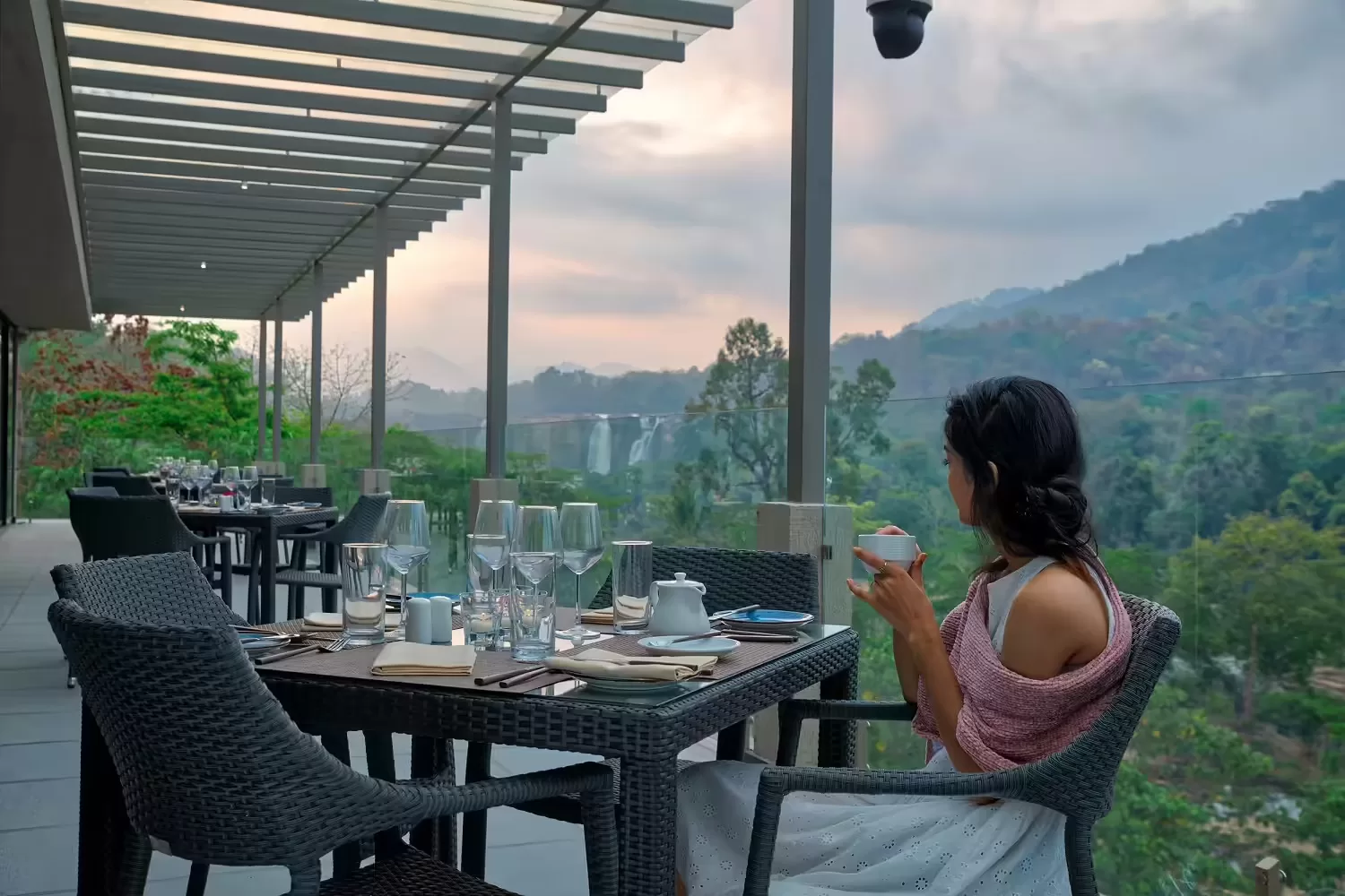 Athirappilly Waterfall Luxury Packages gallery 4