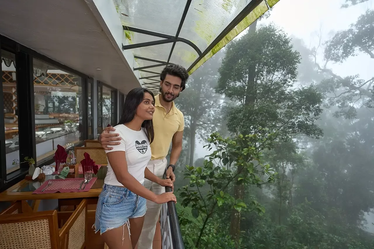 Kerala Luxury Houseboat Package gallery 3